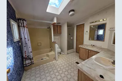 4715 NW 49th Lane, Redmond, OR 97756 - Photo 9