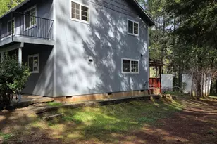 3760 Pleasant Creek Rd, Rogue River, OR 97537 - Photo 17