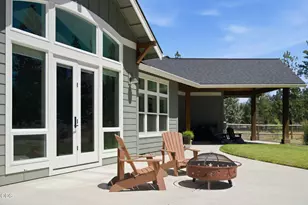 16055 Foothill Ln, Sisters, OR 97759 - Photo 11