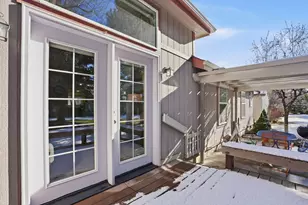 1045 W Collier Glacier Dr, Sisters, OR 97759 - Photo 23