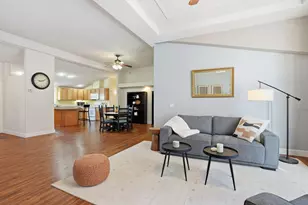 1045 W Collier Glacier Dr, Sisters, OR 97759 - Photo 7