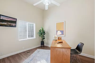 1045 W Collier Glacier Drive, Sisters, OR 97759 - Photo 15