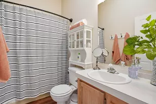 1045 W Collier Glacier Dr, Sisters, OR 97759 - Photo 19