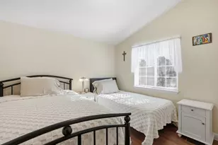 1045 W Collier Glacier Dr, Sisters, OR 97759 - Photo 17