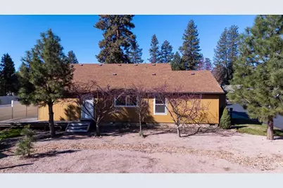 1009 W Yapoah Crater Drive, Sisters, OR 97759 - Photo 3