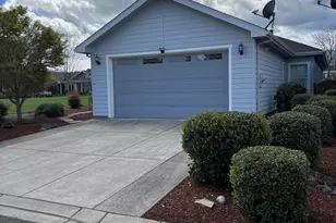 1160 Boulder Ridge St, Central Point, OR 97502 - Photo 21