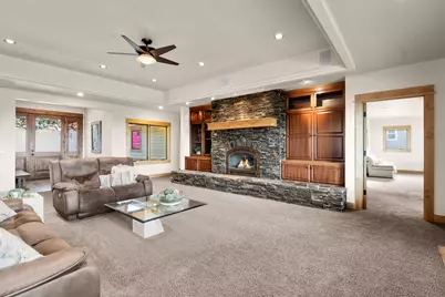 10715 Rockside Court, Redmond, OR 97756 - Photo 11