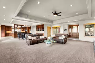 10715 Rockside Ct, Redmond, OR 97756 - Photo 13