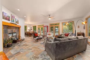 5375 Averill Dr, Grants Pass, OR 97526 - Photo 1