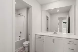 2613 Meadows Ln, Medford, OR 97501 - Photo 15