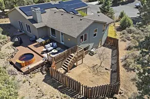 20784 Arago Cir, Bend, OR 97703 - Photo 37