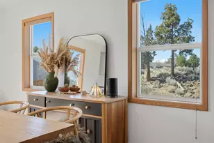20784 Arago Cir, Bend, OR 97703 - Photo 11