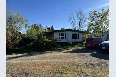 6009 Harris Road, Central Point, OR 97502 - Photo 1