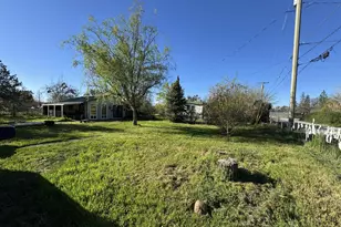 6009 Harris Rd, Central Point, OR 97502 - Photo 27