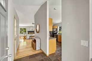 1953 SE Elkwood Ct, Bend, OR 97702 - Photo 3