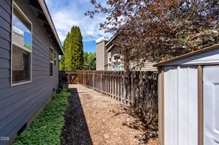 1953 SE Elkwood Ct, Bend, OR 97702 - Photo 39