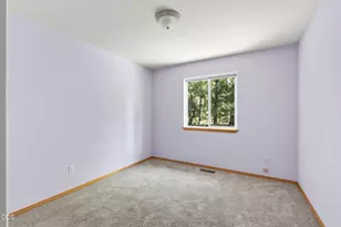 1953 SE Elkwood Ct, Bend, OR 97702 - Photo 25