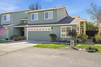 340 Live Oak Loop, Central Point, OR 97502 - Photo 1