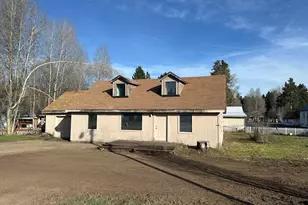 136863 Hwy 97 N, Crescent, OR 97733 - Photo 1