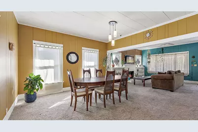 718 W 4th Street, Medford, OR 97501 - Photo 3