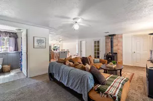 15931 Mt View Ln, La Pine, OR 97739 - Photo 9