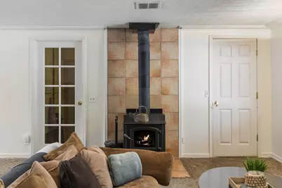 15931 Mt View Lane, La Pine, OR 97739 - Photo 7