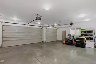 631 Sundance Ridge Ct, Redmond, OR 97756 - Photo 51
