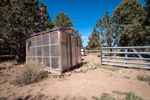 60965 Ward Rd, Bend, OR 97702 - Photo 35