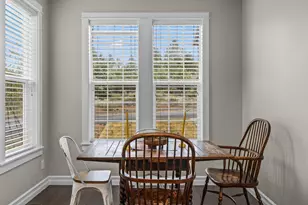 61477 Cultus Lake Ct, Bend, OR 97702 - Photo 9