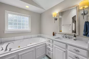 61477 Cultus Lake Ct, Bend, OR 97702 - Photo 17