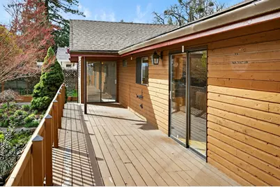 656 N Modoc Avenue, Medford, OR 97504 - Photo 41