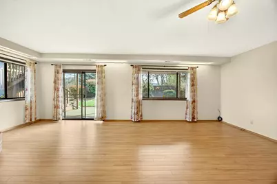 656 N Modoc Avenue, Medford, OR 97504 - Photo 29