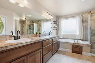 3046 NE Red Oak Dr, Bend, OR 97701 - Photo 19