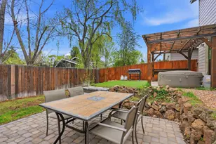 3046 NE Red Oak Dr, Bend, OR 97701 - Photo 33