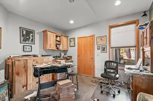 6501 Butte Falls Hwy, Eagle Point, OR 97524 - Photo 33