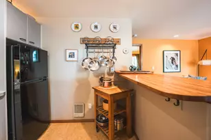 1443 NW Juniper St, Bend, OR 97703 - Photo 21