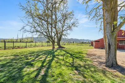 2653 Scenic Avenue, Central Point, OR 97502 - Photo 21