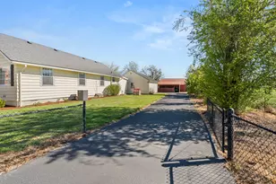 2653 Scenic Ave, Central Point, OR 97502 - Photo 27