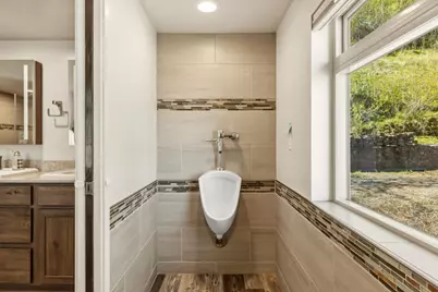 1215 Lakeshore Drive, Klamath Falls, OR 97601 - Photo 35