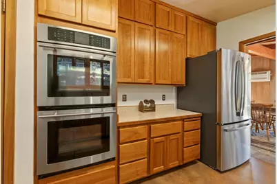 1215 Lakeshore Drive, Klamath Falls, OR 97601 - Photo 9