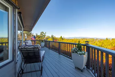 290 Harvard Place, Medford, OR 97504 - Photo 7