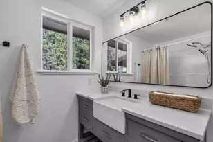 16100 Hawks Lair Rd, La Pine, OR 97739 - Photo 15