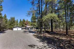 16100 Hawks Lair Rd, La Pine, OR 97739 - Photo 5