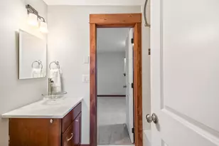 1030 NW Roanoke Ave, Bend, OR 97703 - Photo 11