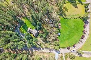 221 Hidden Valley Ln, Rogue River, OR 97537 - Photo 11