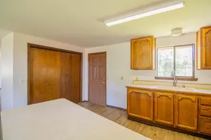 25066 Redwood Hwy, Kerby, OR 97531 - Photo 15