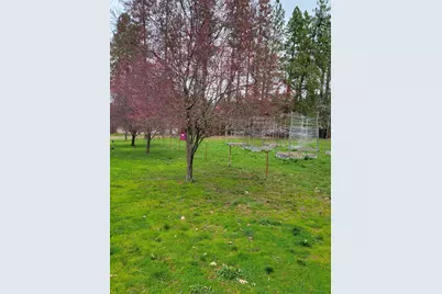 25066 Redwood Highway, Kerby, OR 97531 - Photo 19