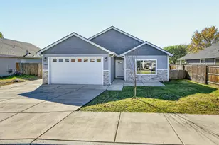 7849 Cadence Ln, White City, OR 97503 - Photo 1