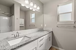 1615 Pearl Eye Ln, Medford, OR 97504 - Photo 25