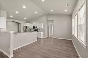 1615 Pearl Eye Ln, Medford, OR 97504 - Photo 11